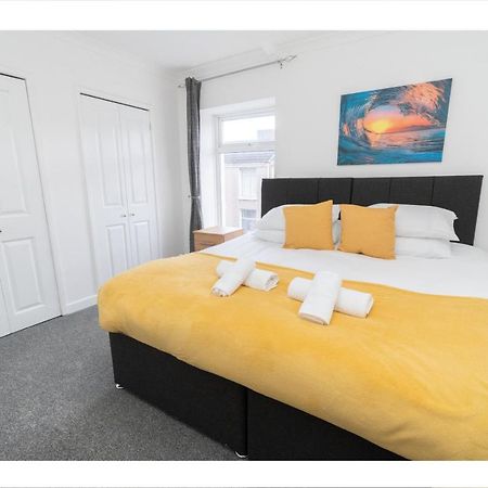 Business Friendly 3Br Home - King Size Beds & Centrally Located Суонси Экстерьер фото